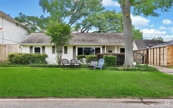 Building Photo - 1635 Althea Dr