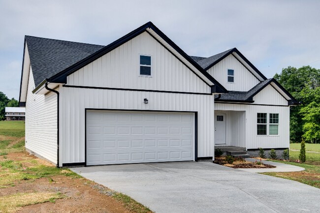 Building Photo - 644 S Tunnel Rd