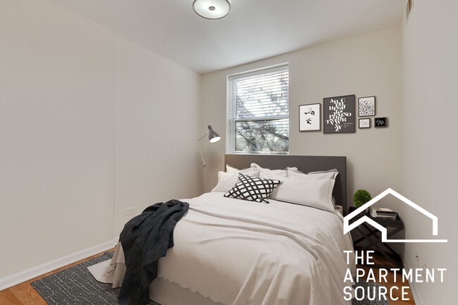 Foto del edificio - 2519 W Leland Ave