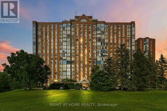 Building Photo - 2759 Carousel Crescent