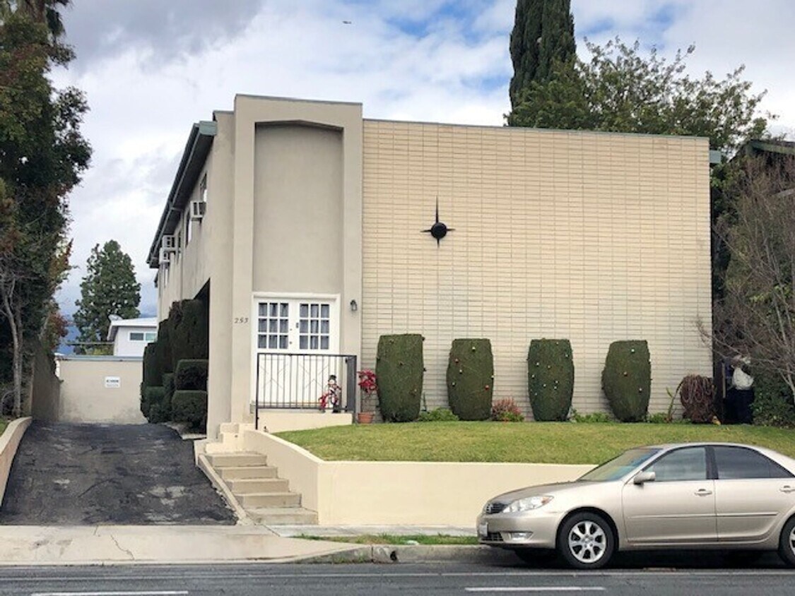 Foto del edificio - 253 E Glenarm St