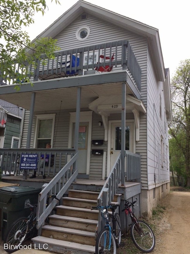 Building Photo - 409 W Mifflin St