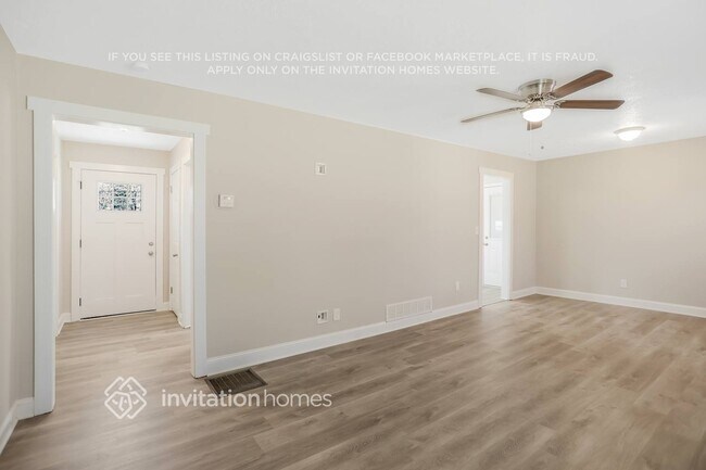 Foto del edificio - 883 Meadow Rock Dr