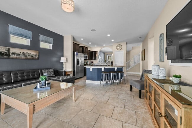 Foto del edificio - 4425 Acorn Ct