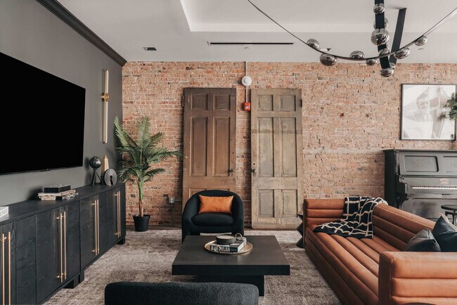 Foto del edificio - 240 Rep. John Lewis Way N