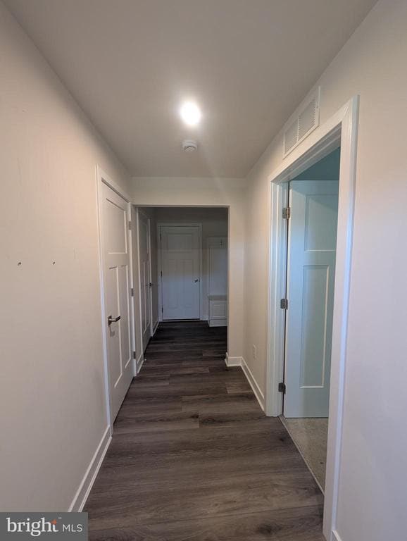 Foto del edificio - 341 E Cochran St