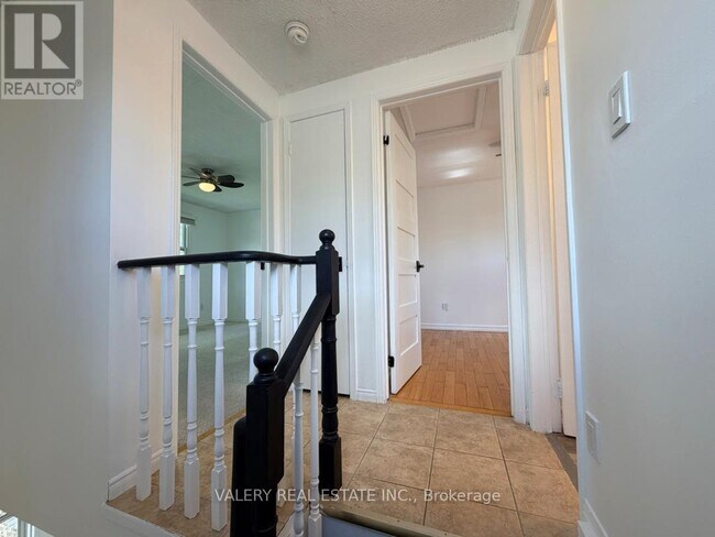 Photo du bâtiment - 1460 O'Hara Ct
