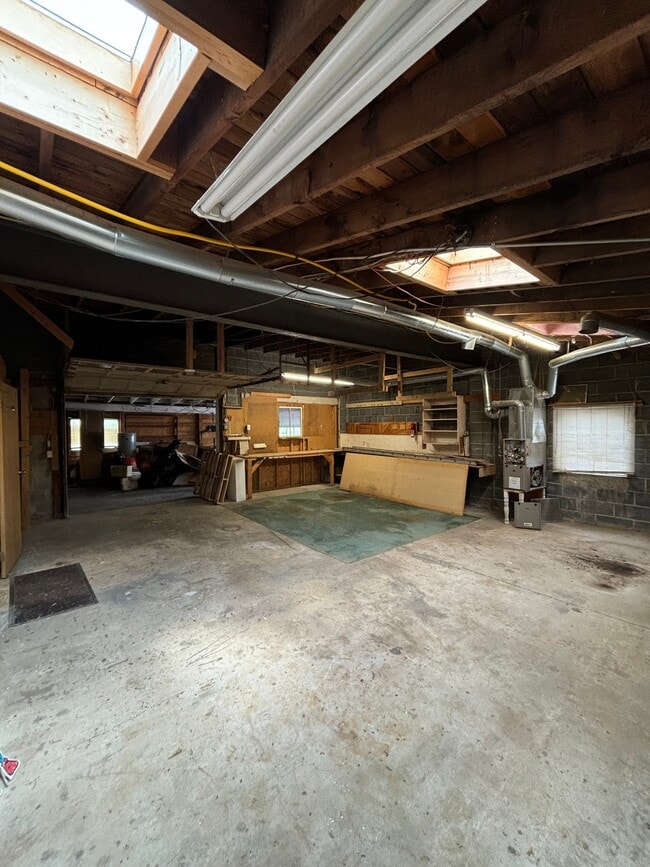 Building Photo - 86 E North St