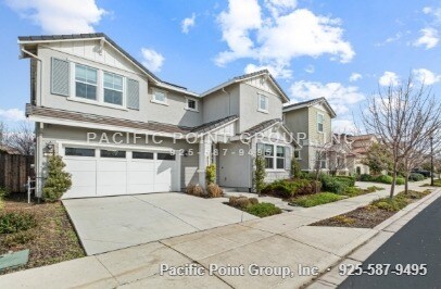 Foto del edificio - 285 Bear Creek Dr