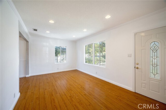 Building Photo - 10645 Mather Ave