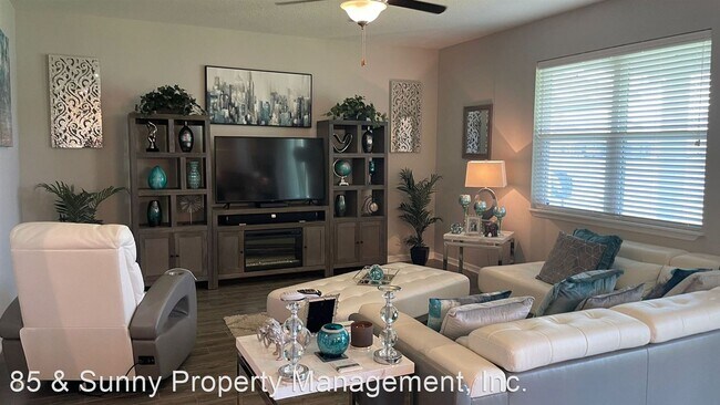Building Photo - 4 br, 3 bath House - 4633 Academic Lane