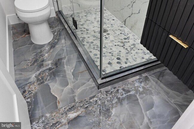 Foto del edificio - 6 Ryan Rd