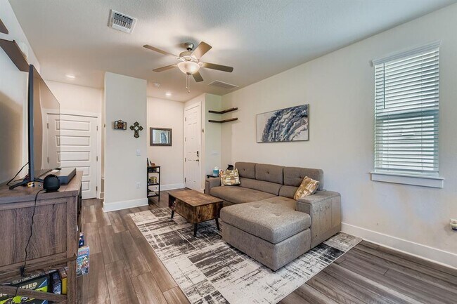 Foto del edificio - 7113 Terrazzo Cottage Ln