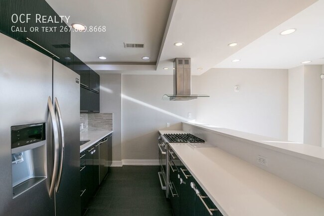 Building Photo - Northern Liberties Two Bedroom / Two and a...