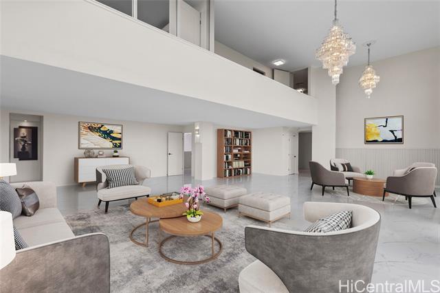 Building Photo - 555 University Ave