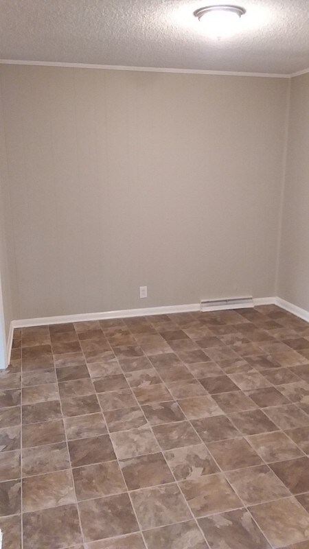 Building Photo - 5500 Crestview Dr