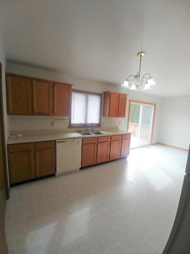 Building Photo - 2536 N 4645th Rd