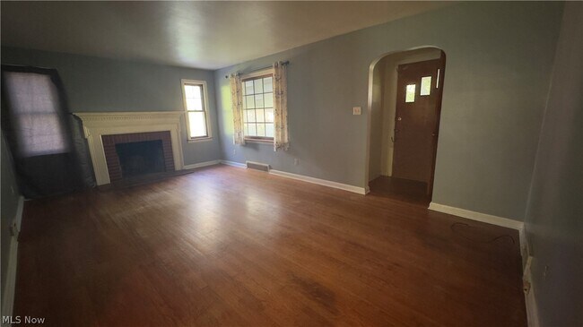 Foto del edificio - 86 Ferncliff Ave