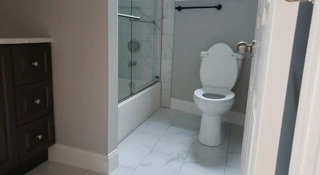 Photo - 2918 Guilford Ave Apartment