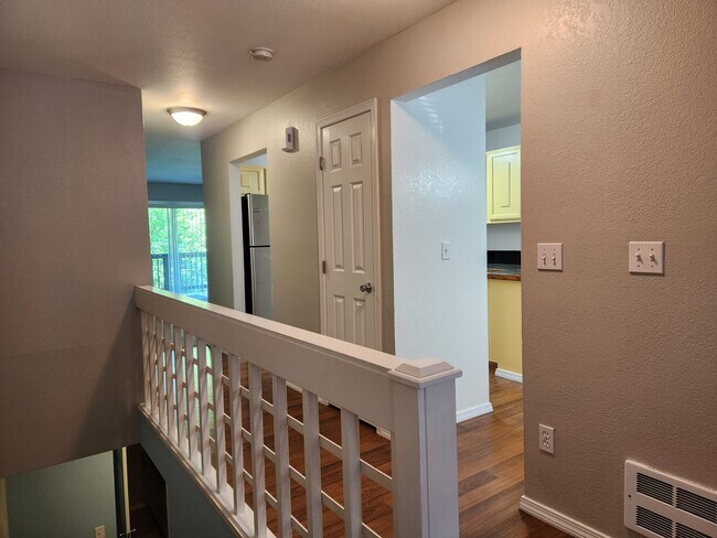 Foto del edificio - 500 National Ave N