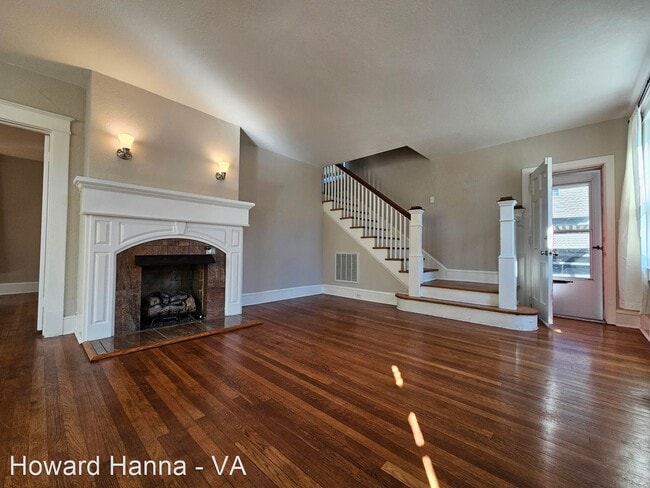 Building Photo - 3 br, 1.5 bath House - 1812 Canton Avenue