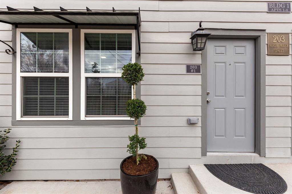 Foto principal - 203 N Milby St