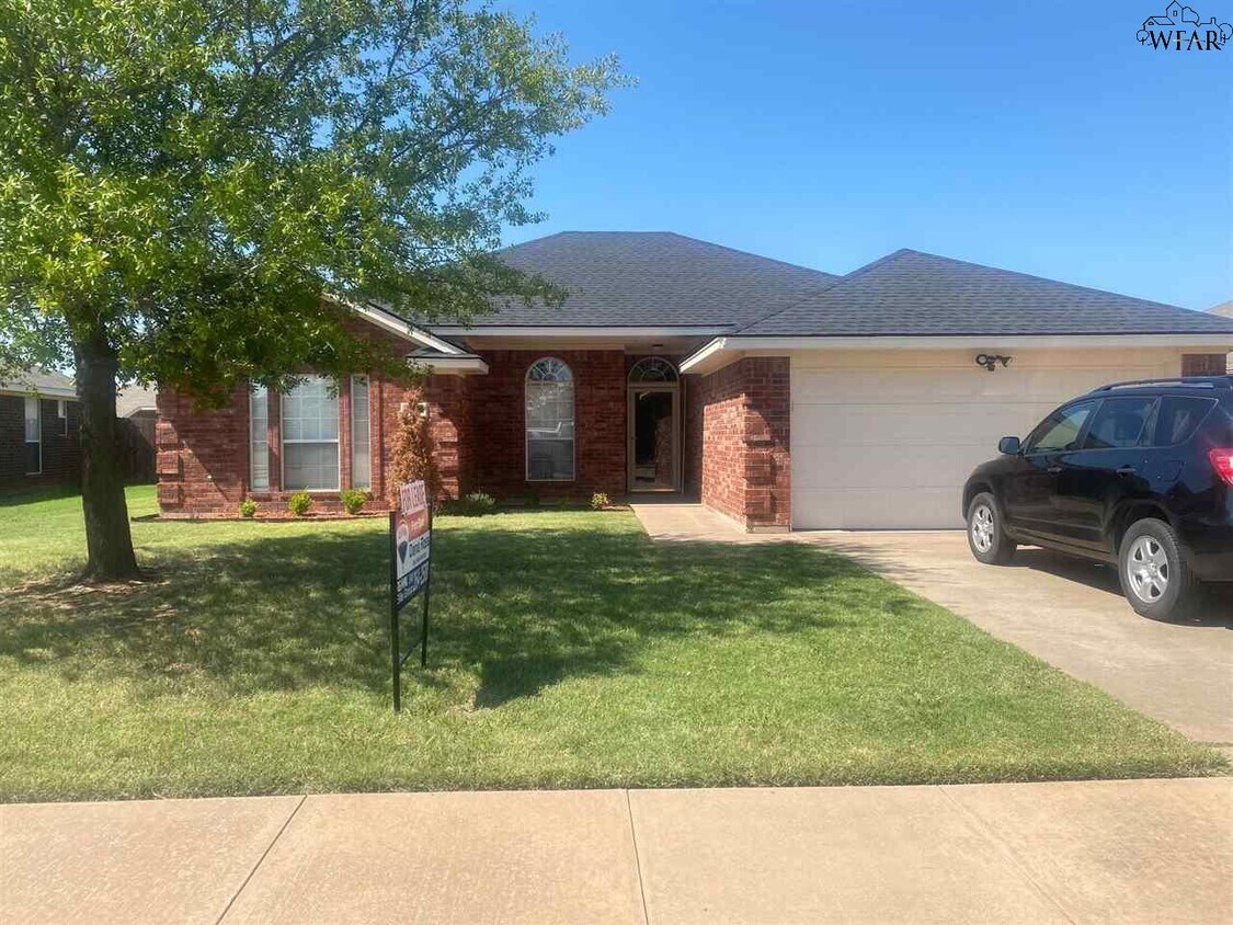 Primary Photo - 6041 Van Dorn Dr