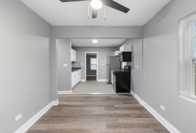 Building Photo - 514 Spring St