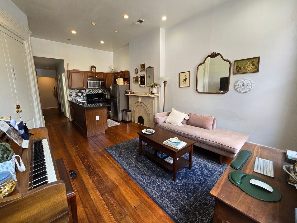 Foto principal - 1732 Mount Vernon St