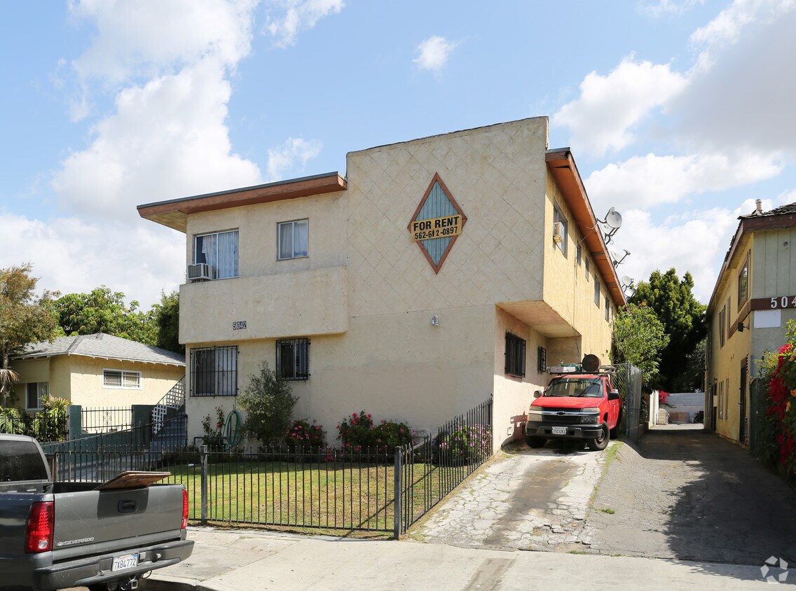 Building Photo - 5042 Slauson Ave