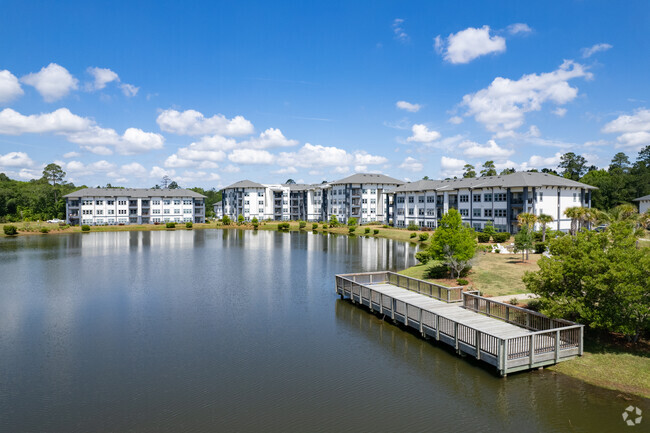 Building Photo - The Crossings at Pooler