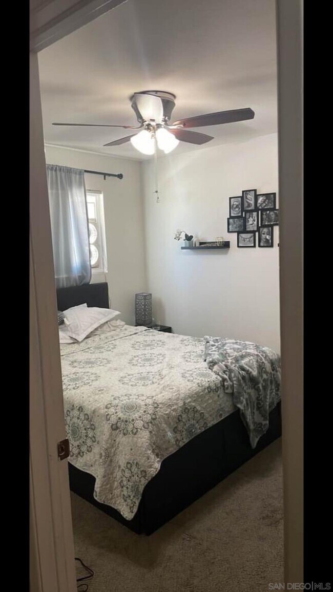 Foto del edificio - 4819 Ingraham St