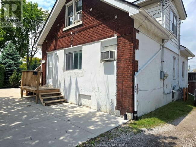 Building Photo - 476 Hyde St