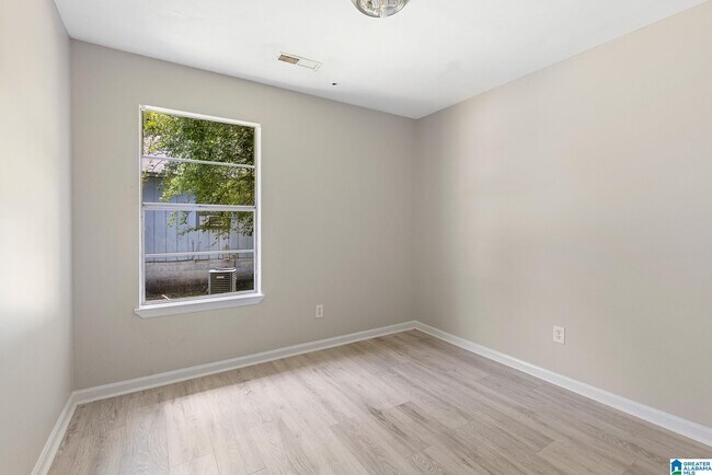 Foto del edificio - 63 Bluebell St