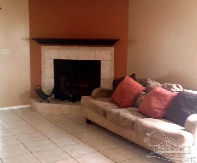 Foto del edificio - 1500 E Johnson Ave