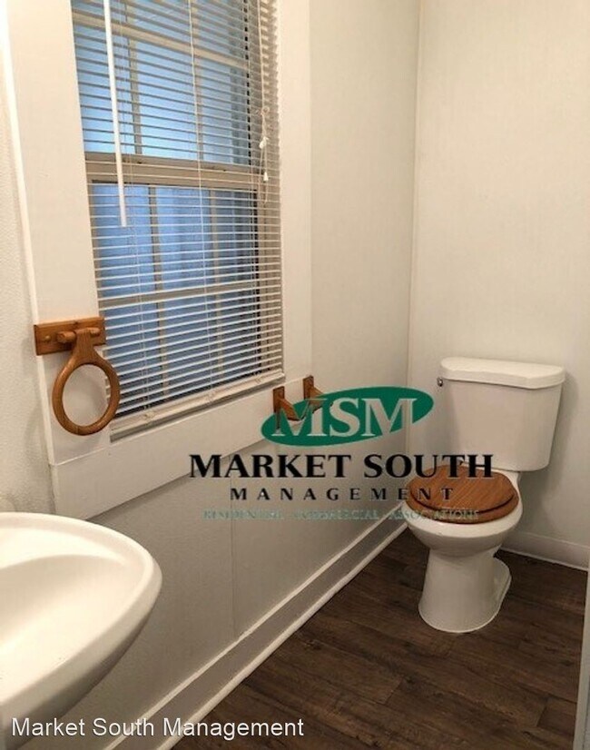 Foto del edificio - 2 br, 1 bath House - 3518 Haslam Avenue
