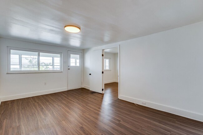 Foto del edificio - 2316 Cobden St