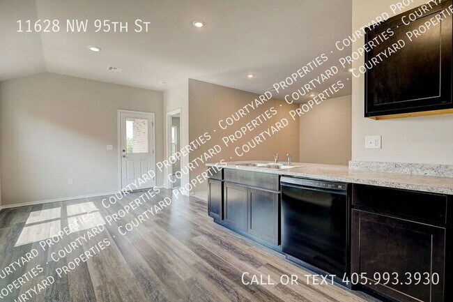Foto del edificio - 11628 NW 95th St