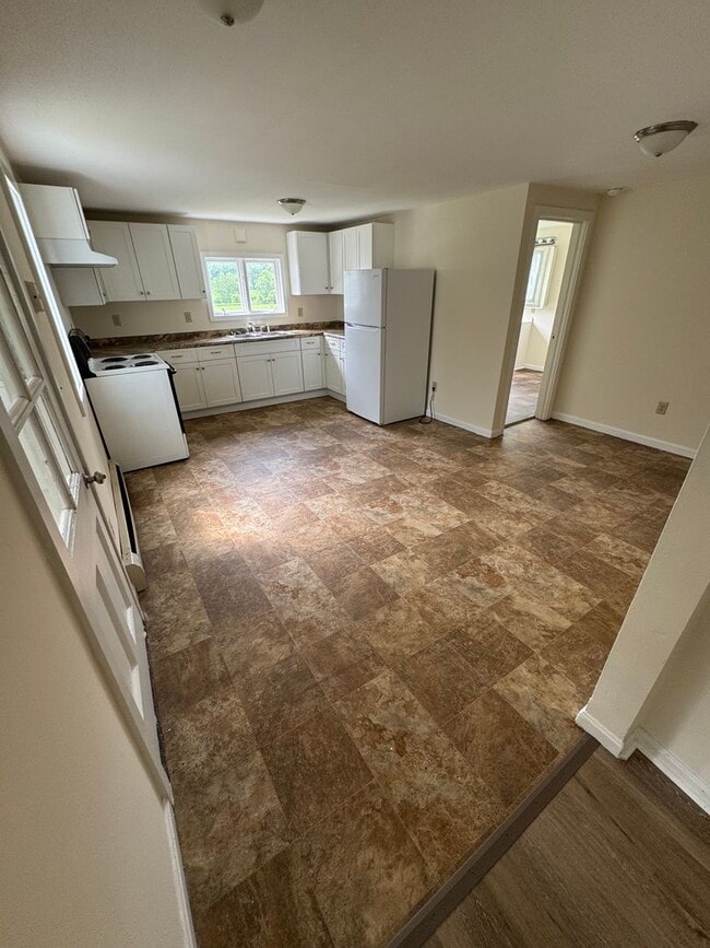 Building Photo - Stap Lane Community