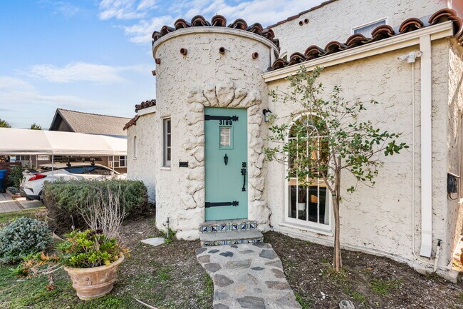 Foto del edificio - 3188 Atwater Ave