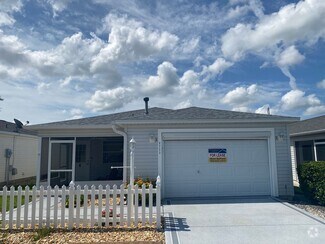 Building Photo - 8233 SE 169th Palownia Loop