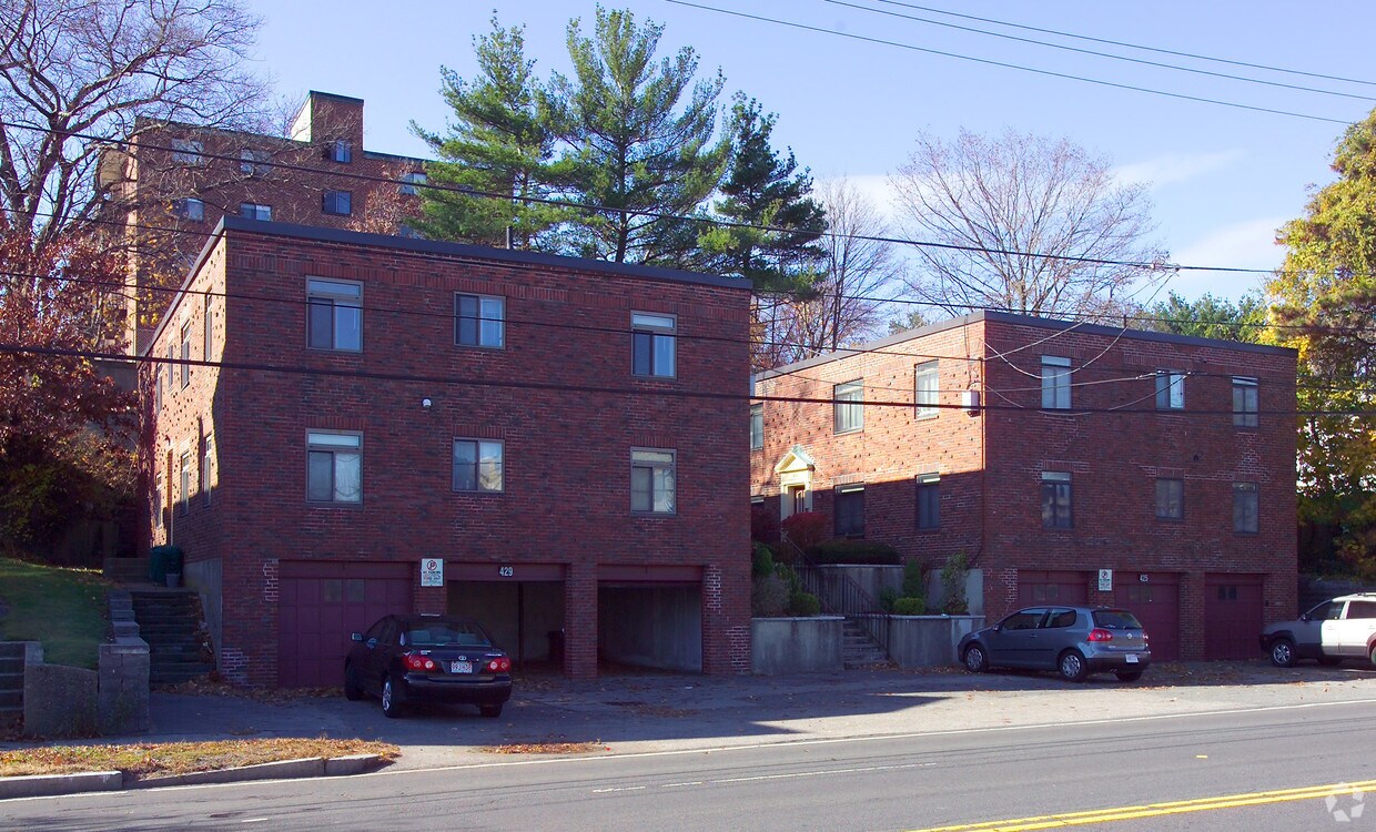 425429 Newport Ave, Quincy, MA 02170 Apartments in Quincy, MA