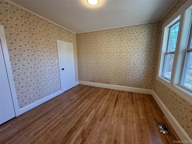 Building Photo - 68 Chapel Rd