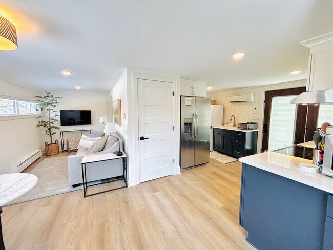 Foto del edificio - 7713 Knoll St