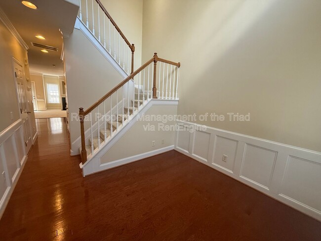 Foto del edificio - 103 Southlake Ct