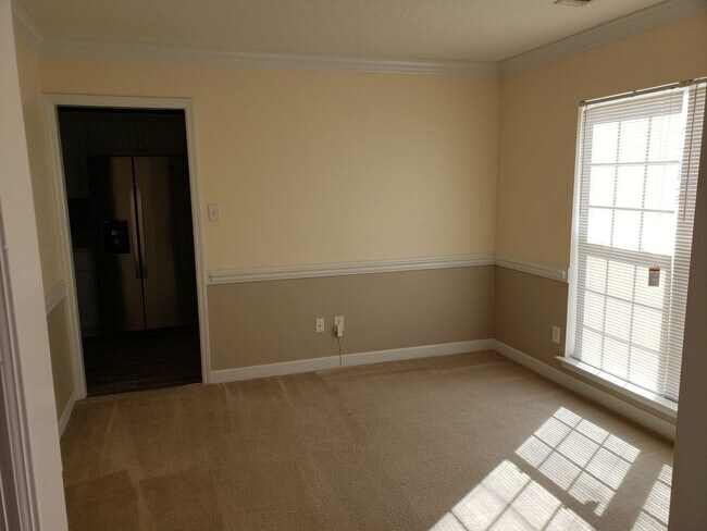 Foto del edificio - Nice 3 BD/ 2 BA Home
