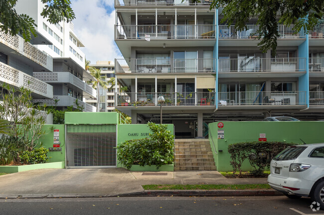 Building Photo - Oahu Surf Two