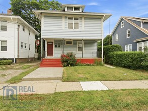 Building Photo - 92 Aldine Ave