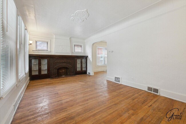 Foto del edificio - 3 bedroom $1450
