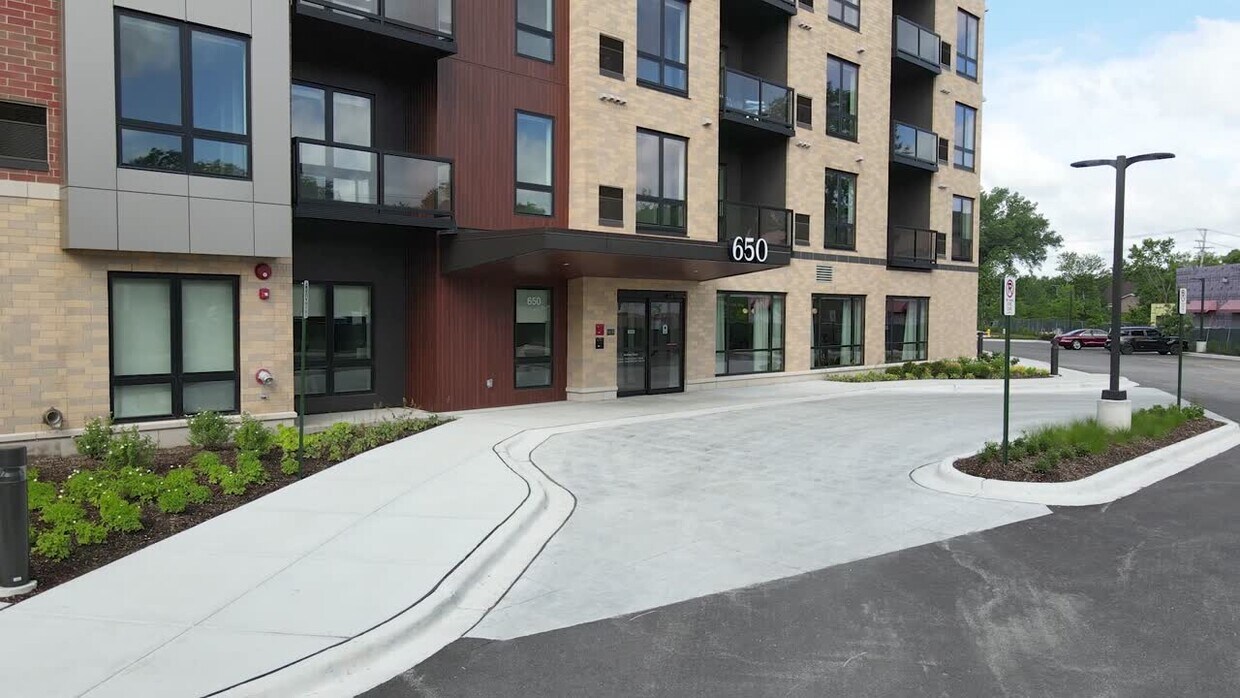 Avidor Glenview 55+ Active Adult Apartment... photo'